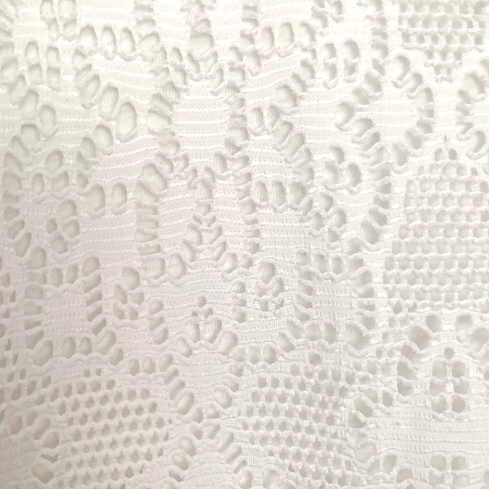 Liz Claiborne Petite White Sleeveless Lace Blouse PL - Picture 3 of 5